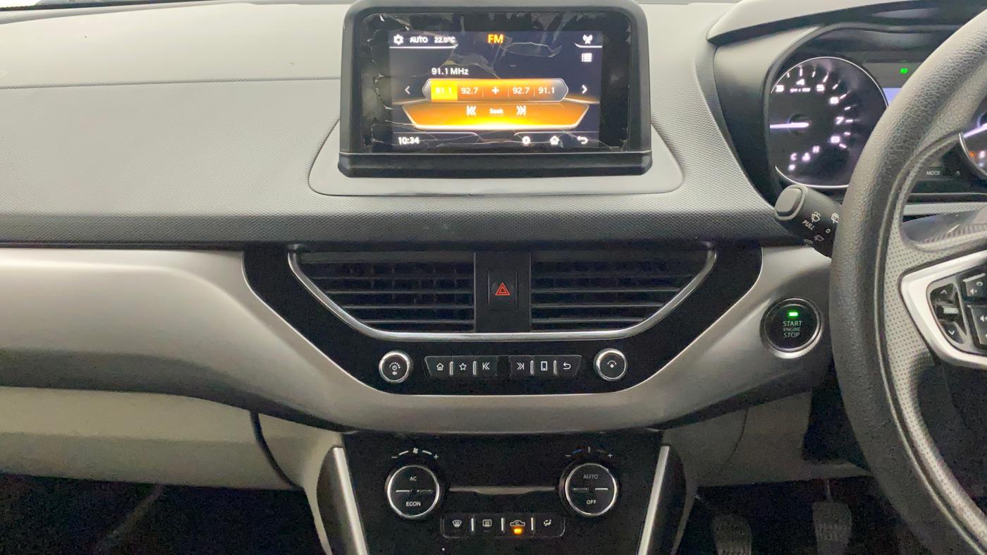 2018 Tata NEXON XZ PLUS DIESEL, Diesel, Manual, 51,869 km, Air Conditioner
