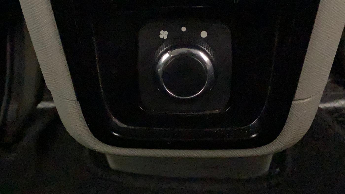 2018 Tata NEXON XZ PLUS DIESEL, Diesel, Manual, 51,869 km, Rear AC Temperature Control