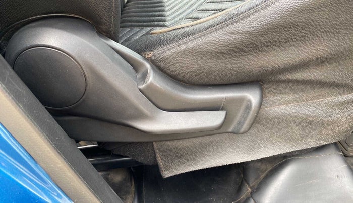 2018 Maruti IGNIS DELTA 1.2, Petrol, Manual, 54,988 km, Driver Side Adjustment Panel