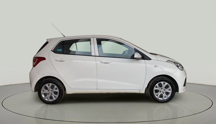 2015 Hyundai Grand i10 MAGNA 1.2 KAPPA VTVT, Petrol, Manual, 56,995 km, Right Side View
