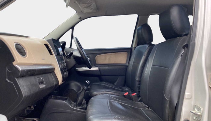2017 Maruti Wagon R 1.0 LXI CNG, CNG, Manual, 58,845 km, Right Side Front Door Cabin
