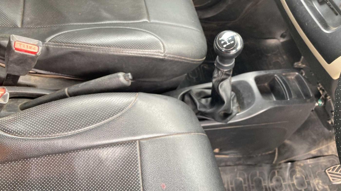 2017 Maruti Wagon R 1.0 LXI CNG, CNG, Manual, 58,845 km, Gear Lever