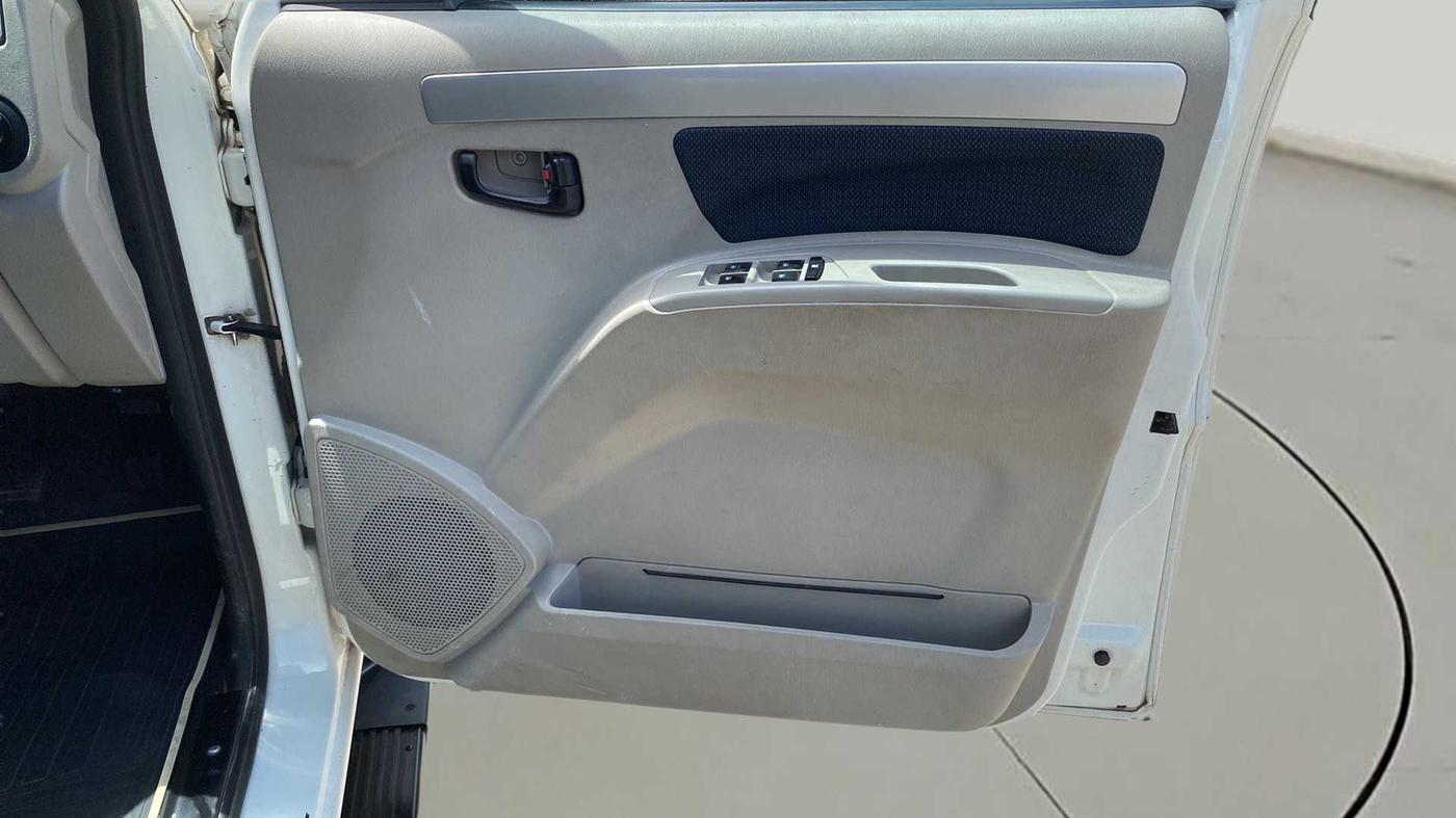 2021 Mahindra Scorpio S11 2WD, Diesel, Manual, 53,568 km, Driver Side Door Panels Control