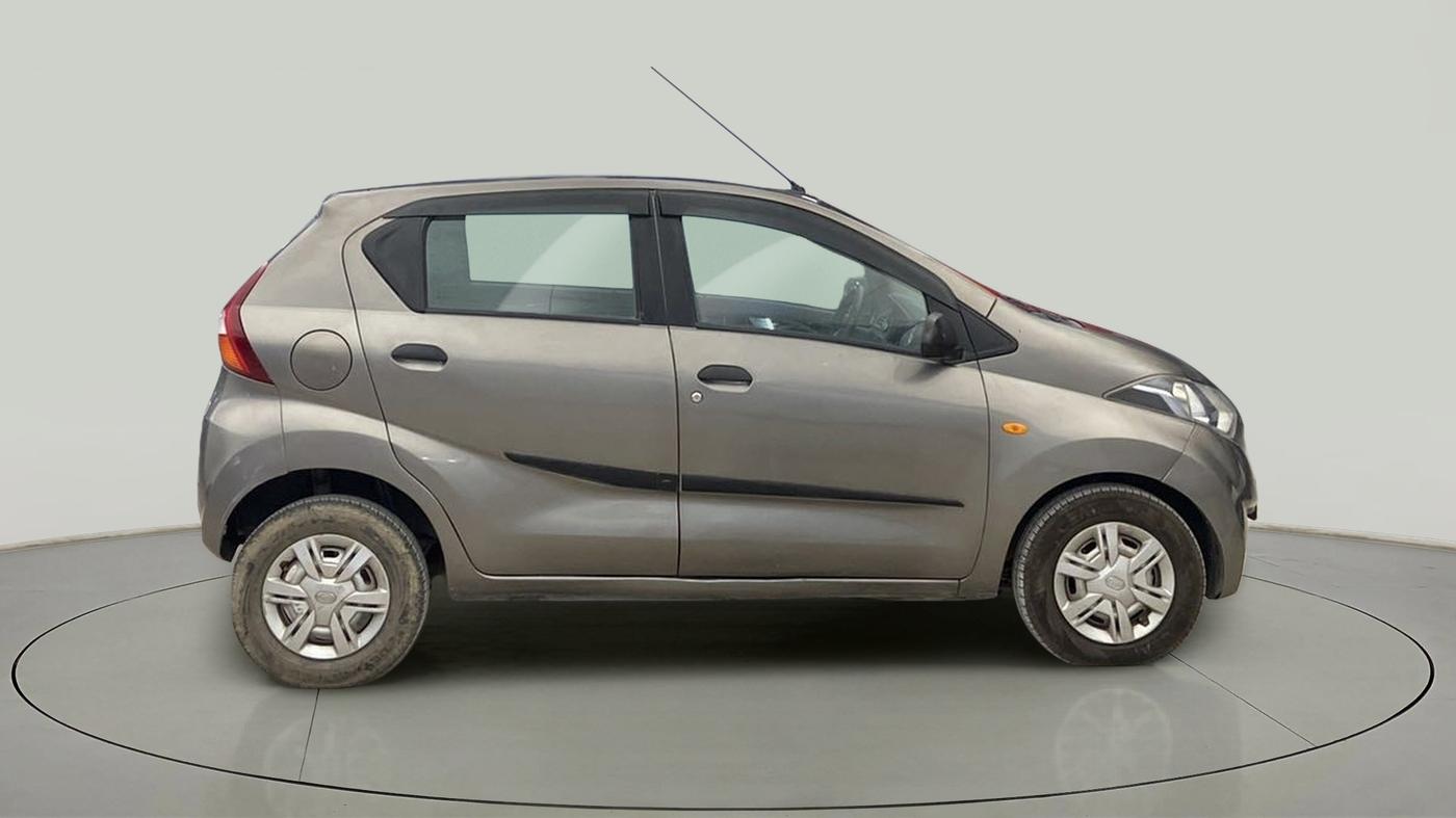 2018 Datsun Redi Go A, Petrol, Manual, 84,695 km, Right Side View