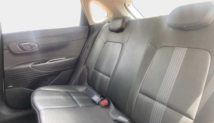 2020 Hyundai NEW I20 Asta 1.0 GDI Turbo IMT, Petrol, Manual, 22,995 km, Right Side Rear Door Cabin