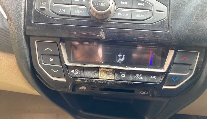 2016 Honda Amaze 1.2L I-VTEC S, Petrol, Manual, 69,821 km, Dashboard - Air Re-circulation knob is not working
