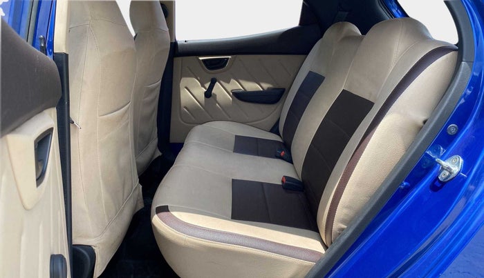 2015 Hyundai Eon D-LITE+, Petrol, Manual, 34,288 km, Right Side Rear Door Cabin