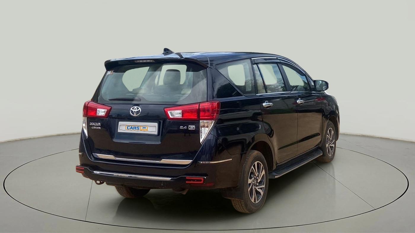 2021 Toyota Innova Crysta 2.4 GX AT 8 STR, Diesel, Automatic, 13,890 km, Right Back Diagonal