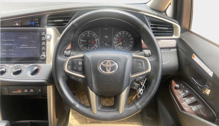 2021 Toyota Innova Crysta 2.4 GX AT 8 STR, Diesel, Automatic, 13,890 km, Steering Wheel Close Up