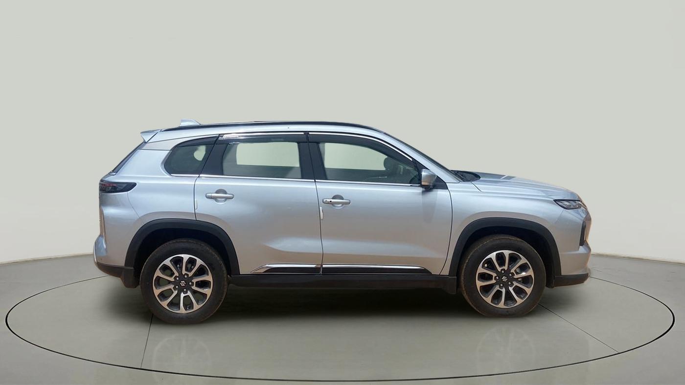 2022 Maruti Grand Vitara ALPHA SMART HYBRID ALLGRIP, Petrol, Manual, 14,358 km, Right Side View