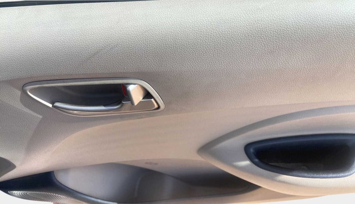 2019 Hyundai NEW SANTRO SPORTZ AMT, Petrol, Automatic, 20,560 km, Driver Side Door Panels Control