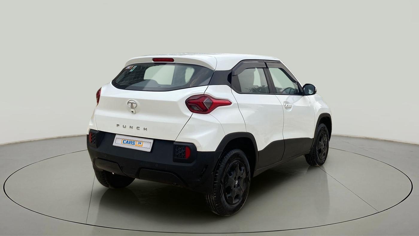 2022 Tata PUNCH ACCOMPLISHED MT, Petrol, Manual, 4,873 km, Right Back Diagonal