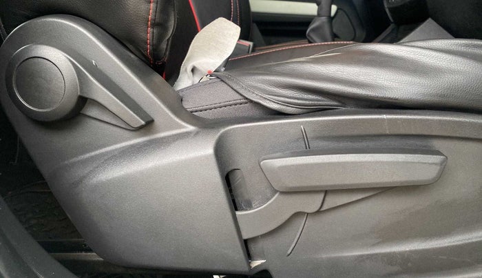 2022 Tata PUNCH ACCOMPLISHED MT, Petrol, Manual, 4,873 km, Driver Side Adjustment Panel