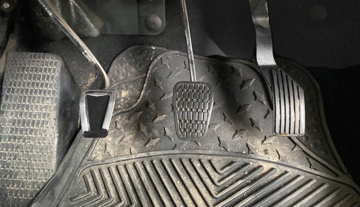 2022 Tata PUNCH ACCOMPLISHED MT, Petrol, Manual, 4,873 km, Pedals
