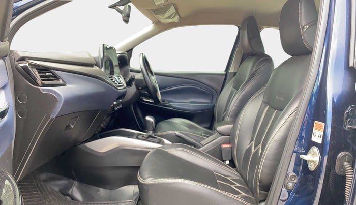 2022 Maruti Baleno ALPHA 1.2 AGS, Petrol, Automatic, 27,630 km, Right Side Front Door Cabin