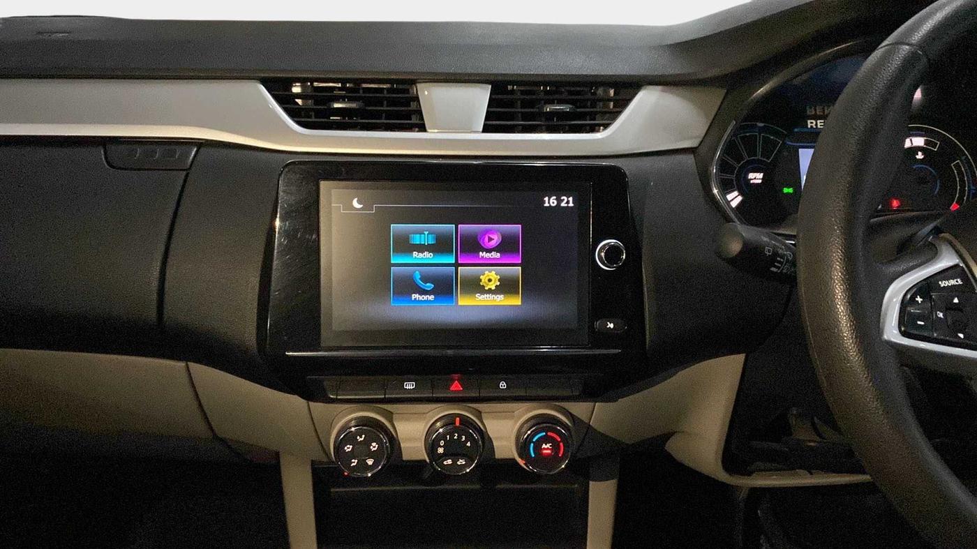 2022 Renault TRIBER RXZ AMT, Petrol, Automatic, 21,921 km, Air Conditioner