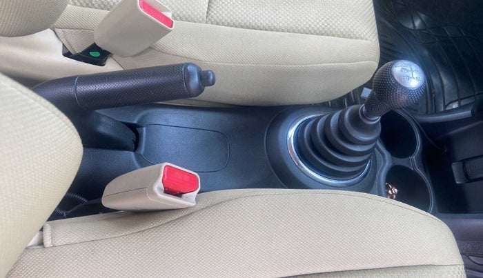 2013 Honda Brio S MT, Petrol, Manual, 27,050 km, Gear Lever