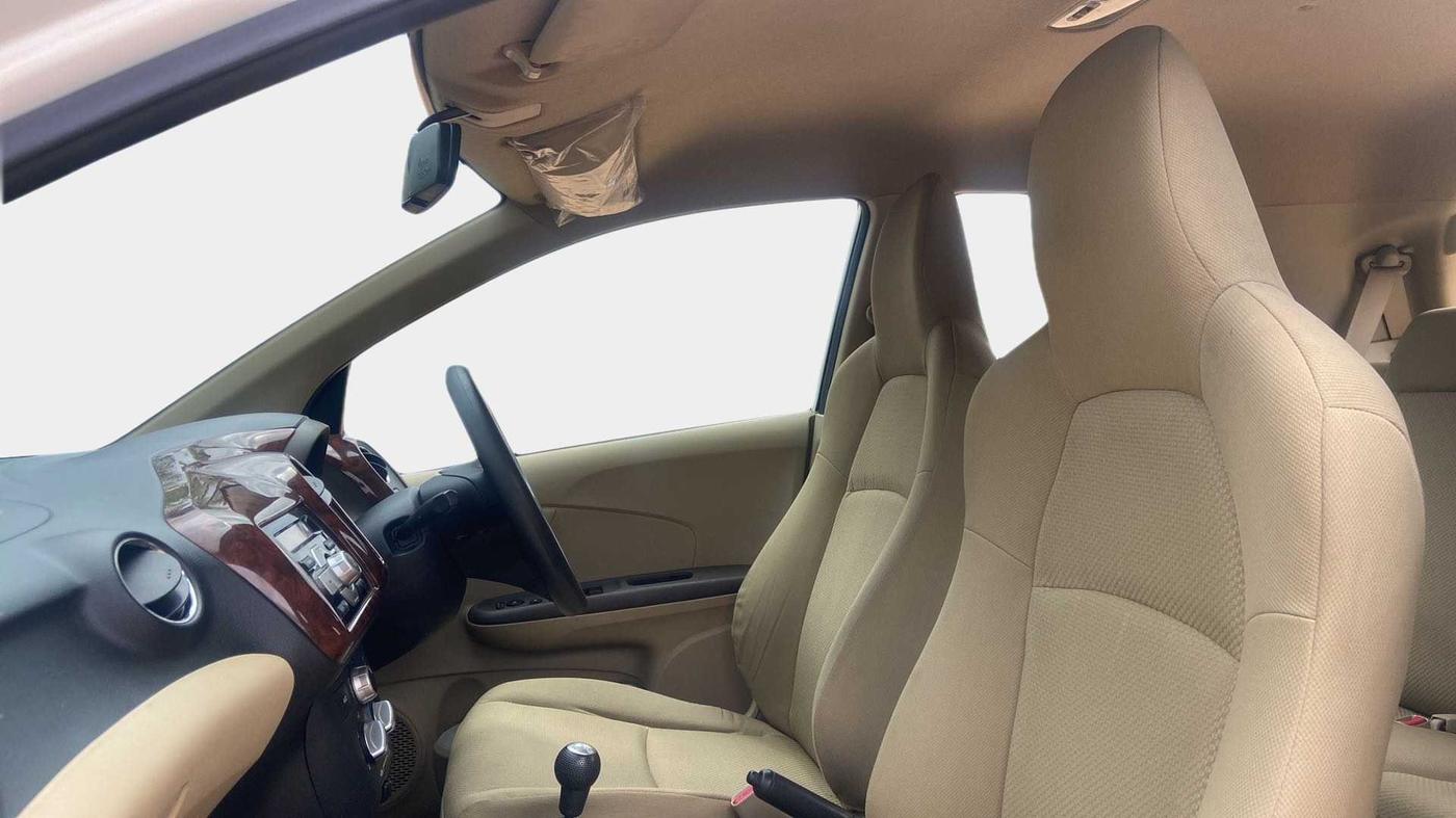 2013 Honda Brio S MT, Petrol, Manual, 27,050 km, Right Side Front Door Cabin