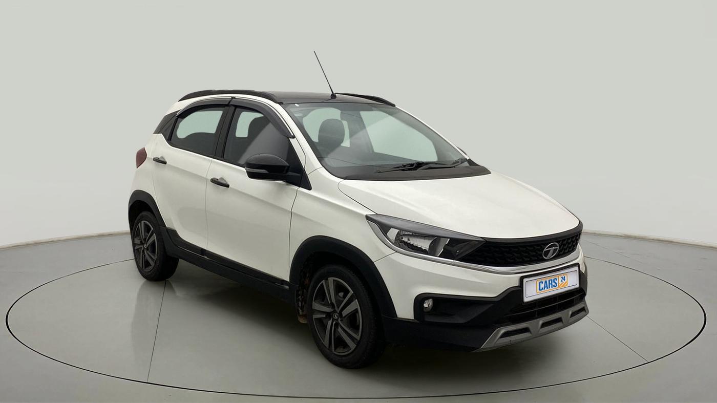 2023 Tata TIAGO NRG XZ MT, Petrol, Manual, 17,689 km, SRP
