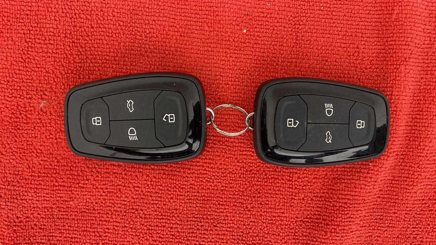 2023 Tata TIAGO NRG XZ MT, Petrol, Manual, 17,689 km, Key Close Up