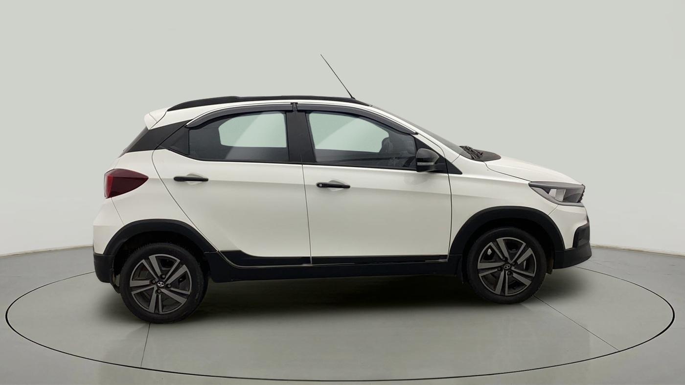 2023 Tata TIAGO NRG XZ MT, Petrol, Manual, 17,689 km, Right Side View