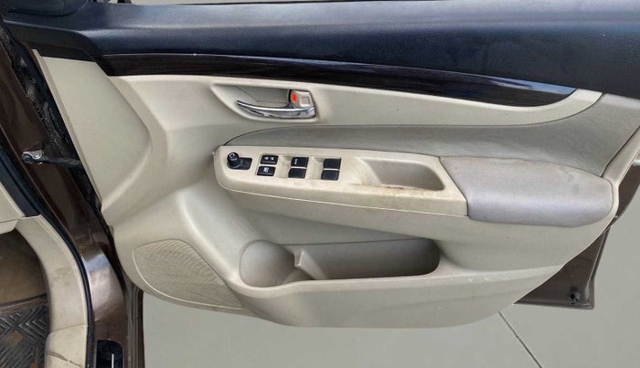 2015 Maruti Ciaz VXI, Petrol, Manual, 35,531 km, Driver Side Door Panels Control
