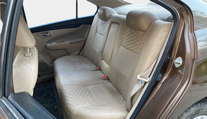 2015 Maruti Ciaz VXI, Petrol, Manual, 35,531 km, Right Side Rear Door Cabin