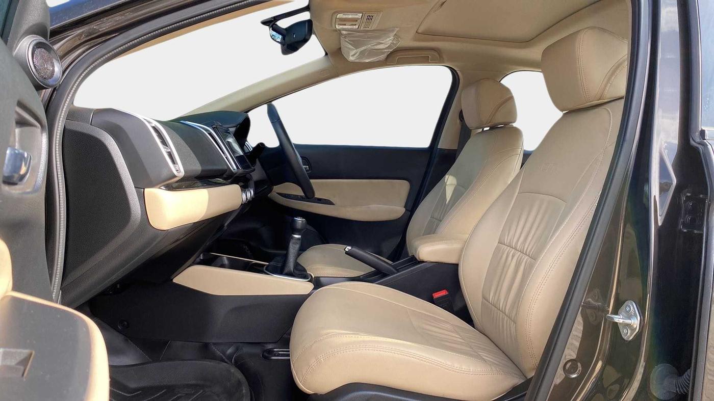 2022 Honda City 1.5L I-VTEC VX, Petrol, Manual, 12,425 km, Right Side Front Door Cabin