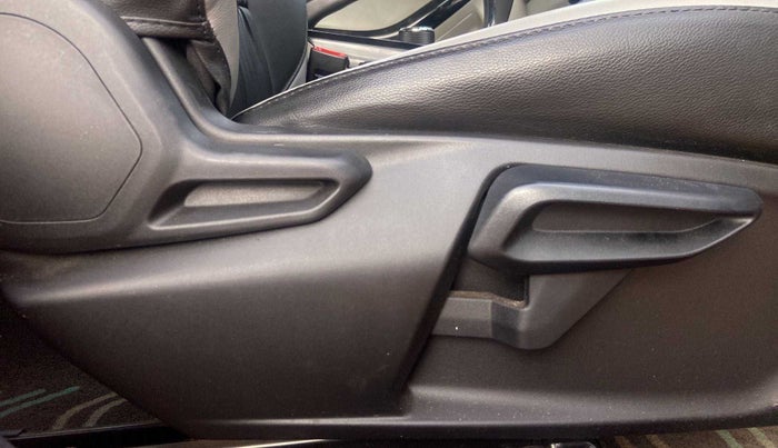 2020 Tata NEXON XZA PLUS (O) PETROL, Petrol, Automatic, 38,575 km, Driver Side Adjustment Panel