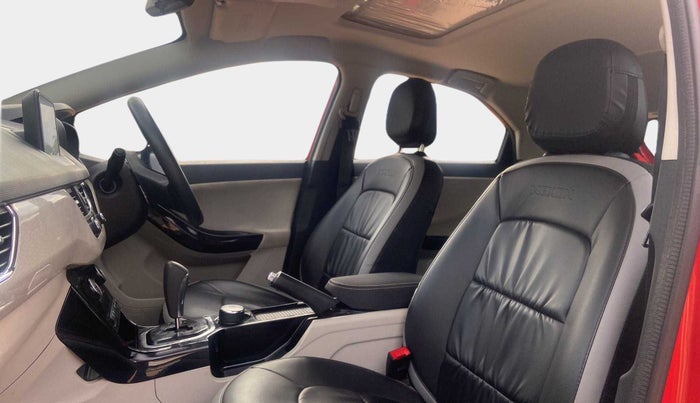 2020 Tata NEXON XZA PLUS (O) PETROL, Petrol, Automatic, 38,575 km, Right Side Front Door Cabin