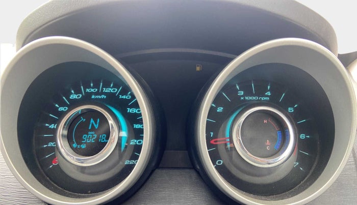 2018 Mahindra XUV500 W10, Diesel, Manual, 90,195 km, Odometer Image