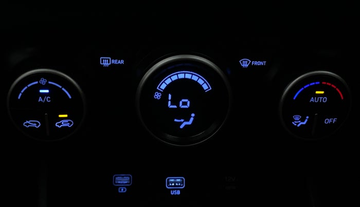 2020 Hyundai VENUE SX 1.0 TURBO, Petrol, Manual, 28,420 km, Automatic Climate Control