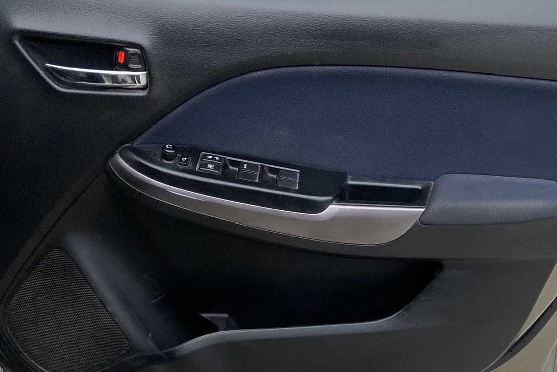 2020 Maruti Baleno DELTA PETROL 1.2, CNG, Manual, 59,534 km, Driver Side Door Panels Control