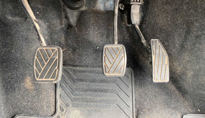 2021 Maruti XL6 ALPHA MT, Petrol, Manual, 35,380 km, Pedals