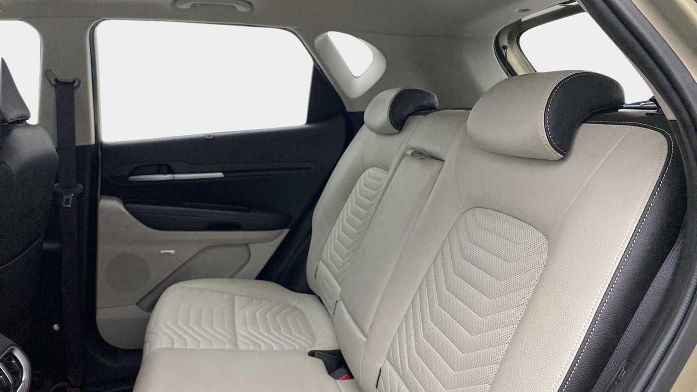 2021 KIA SONET HTX PLUS 1.0 IMT, Petrol, Manual, 26,930 km, Right Side Rear Door Cabin