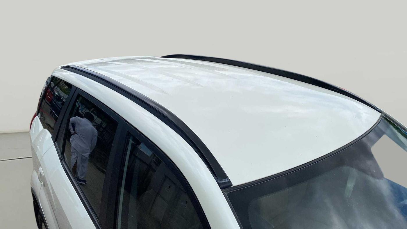 2018 Mahindra XUV500 W7, Diesel, Manual, 46,176 km, Roof