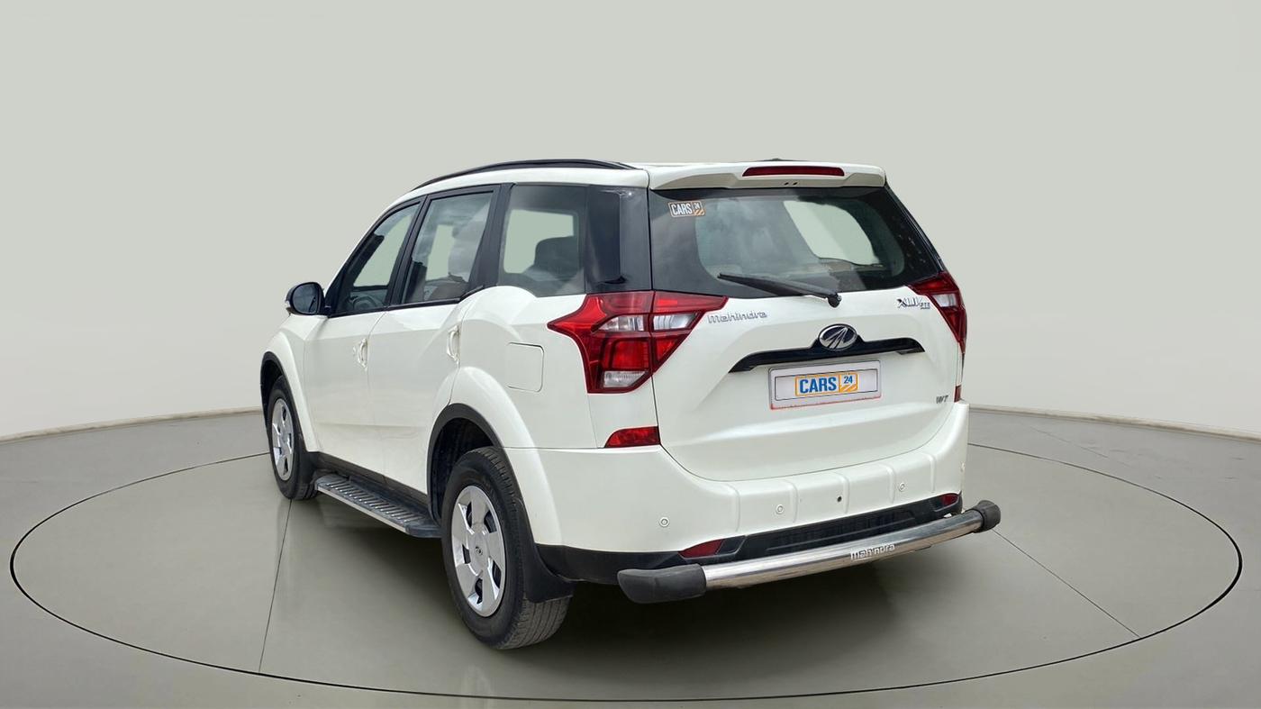 2018 Mahindra XUV500 W7, Diesel, Manual, 46,176 km, Left Back Diagonal
