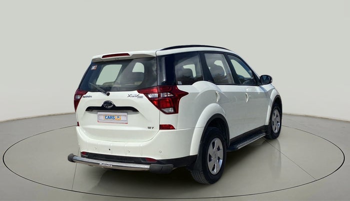 2018 Mahindra XUV500 W7, Diesel, Manual, 46,176 km, Right Back Diagonal
