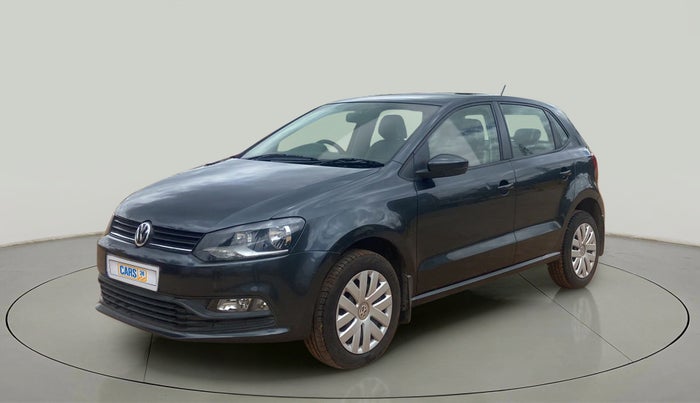 2016 Volkswagen Polo COMFORTLINE 1.2L, Petrol, Manual, 81,045 km, Left Front Diagonal