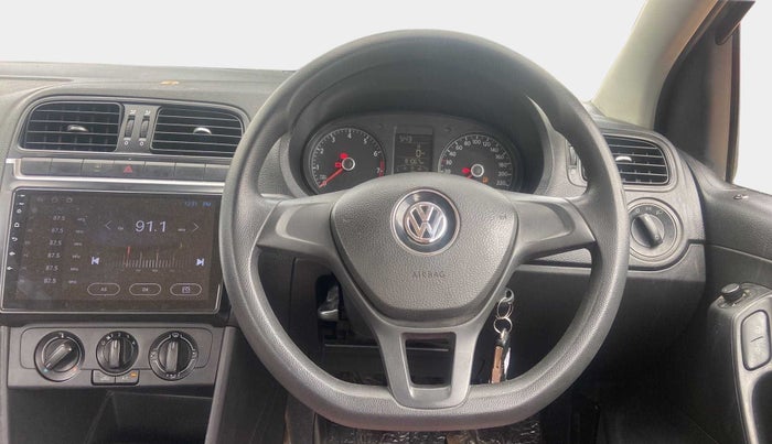 2016 Volkswagen Polo COMFORTLINE 1.2L, Petrol, Manual, 81,045 km, Steering Wheel Close Up