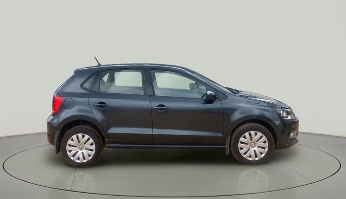 2016 Volkswagen Polo COMFORTLINE 1.2L, Petrol, Manual, 81,045 km, Right Side View