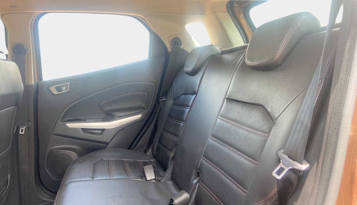 2016 Ford Ecosport TITANIUM+ 1.5L DIESEL, Diesel, Manual, 98,681 km, Right Side Rear Door Cabin