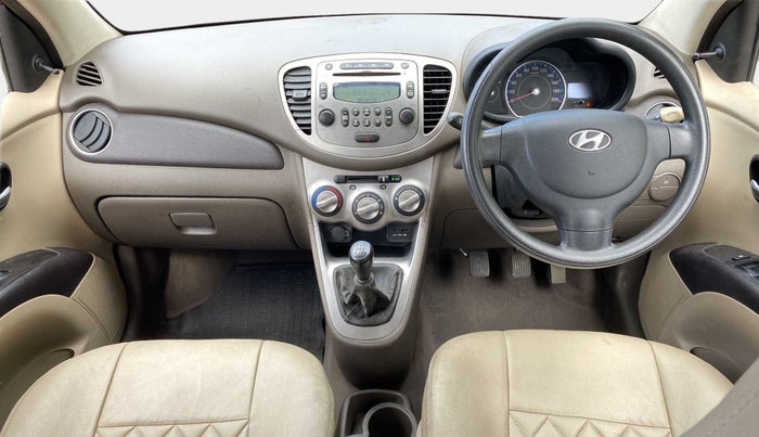 2014 Hyundai i10 SPORTZ 1.1, Petrol, Manual, 66,733 km, Dashboard
