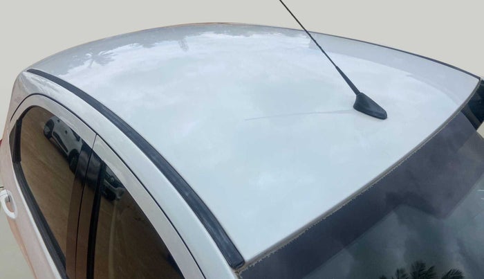 2016 Tata Tiago XZ PETROL, Petrol, Manual, 53,919 km, Roof