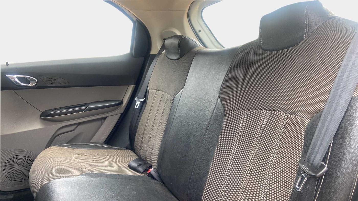 2016 Tata Tiago XZ PETROL, Petrol, Manual, 53,919 km, Right Side Rear Door Cabin