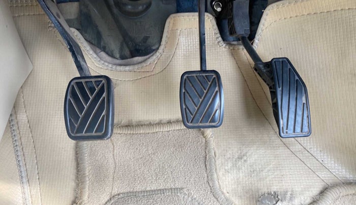 2021 Maruti Dzire VXI, Petrol, Manual, 25,802 km, Pedals