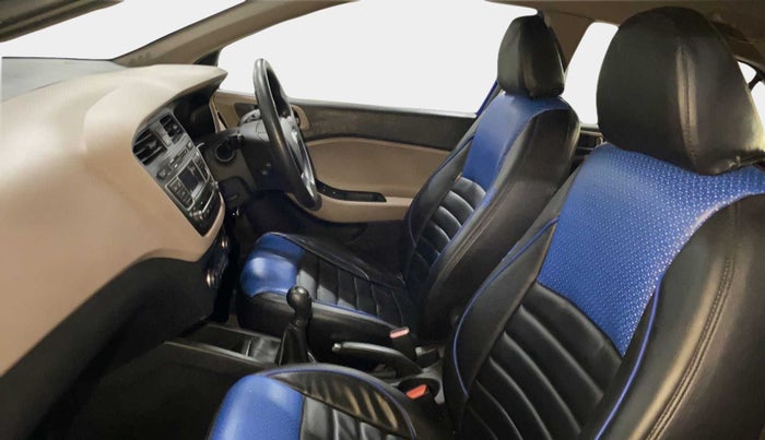 2015 Hyundai Elite i20 SPORTZ 1.2, Petrol, Manual, 57,427 km, Right Side Front Door Cabin