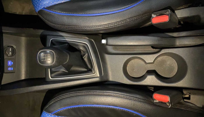 2015 Hyundai Elite i20 SPORTZ 1.2, Petrol, Manual, 57,427 km, Gear Lever