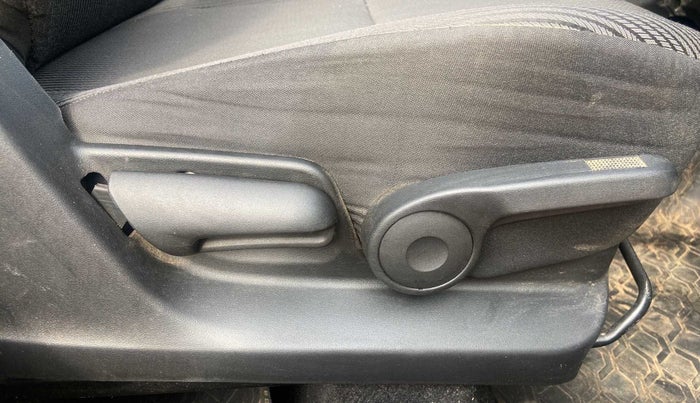 2014 Maruti Swift ZDI, Diesel, Manual, 21,668 km, Driver Side Adjustment Panel