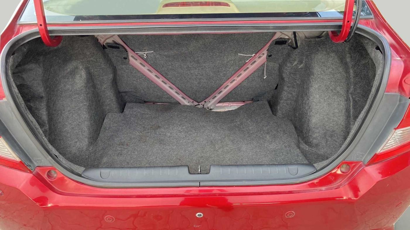 2018 Honda Amaze 1.2L I-VTEC V CVT, Petrol, Automatic, 21,653 km, Boot Inside